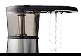 Bonavita wide showerhead design distributes water evenly over the coffee grounds for uniform extraction